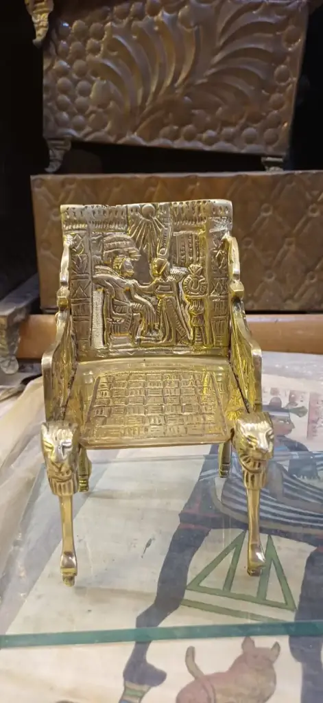 TUT Chair