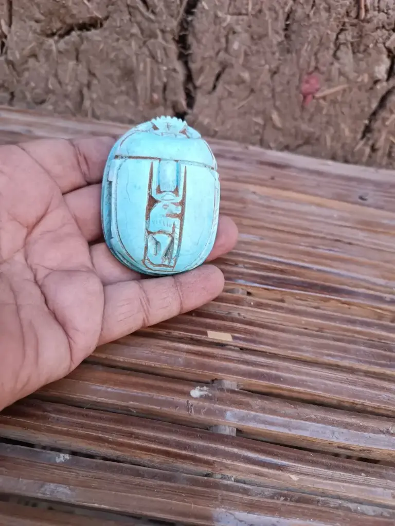 جعران نحت حجر